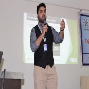 Social Media Marketing Course Noida 18 IMG 1525